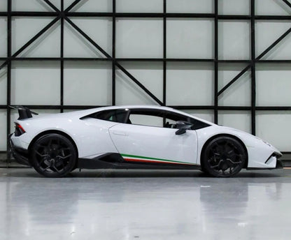 Half Carbon P Style Body Kit for Lamborghini Huracan 610 Body Kit with Front Bumper Rear Bumper Rear Hood Exhaust